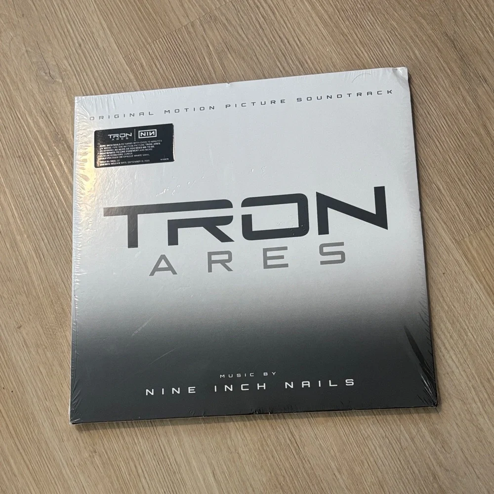 TRON ARES Soundtrack Vinyl - Black and Gray - Picture 2 of 6